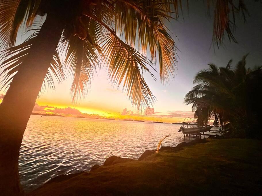 Waterfront Paradise 2 Br; Stunning Sunsets Bora Bora Eksteriør billede